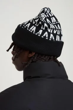 Sale boohooMAN All Over Contrast Man Dash Beanie black