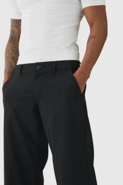 Store boohooMAN Baggy Fit Trouser With Boxer Double Waistband black