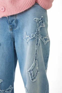 Discount boohooMAN Baggy Rigid Cross Applique Jeans In light blue