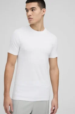 Store boohooMAN Basic Muscle Fit Crew Neck T-Shirt white
