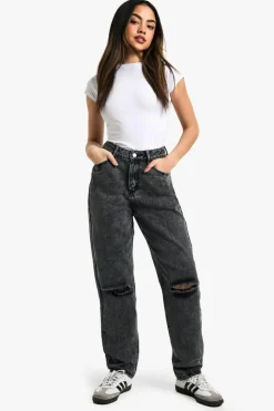 Outlet boohoo Basics Ripped Knee Straight Leg Jeans washed black