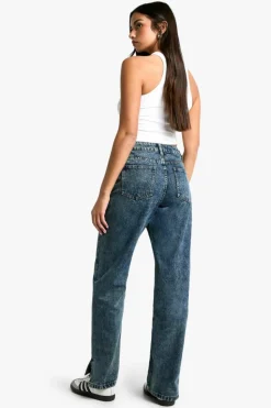 Store boohoo Basics Split Hem Straight Leg Jeans vintage wash
