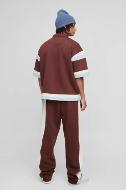 Store boohooMAN Boxy Fit Varsity Shirt Tracksuit chocolate