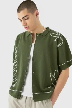 Outlet boohooMAN Boxy Jacquard Knit Abstract Detail Shirt In olive