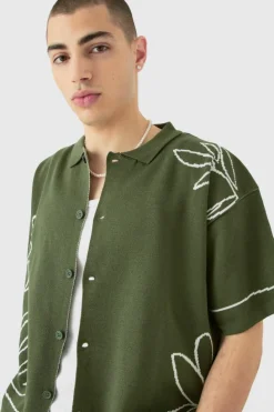 Outlet boohooMAN Boxy Jacquard Knit Abstract Detail Shirt In olive