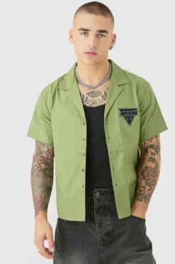 Hot boohooMAN Boxy Short Sleeve Moto Poplin Shirt green