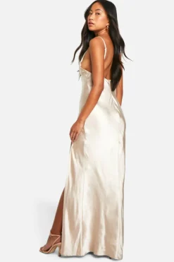Best boohoo Bridesmaid Satin Strappy Maxi Dress oyster