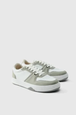 Clearance boohooMAN Bull Trainer In grey