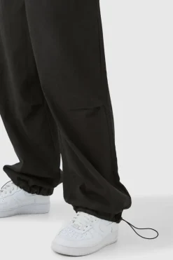Best boohooMAN Bungee Waist Twill Parachute Pants black
