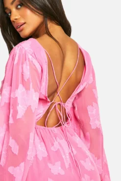 Store boohoo Burnout Floral Frill Detail Maxi Dress pink