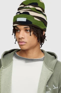 Outlet boohooMAN Camo Print Man Woven Tab Beanie In green
