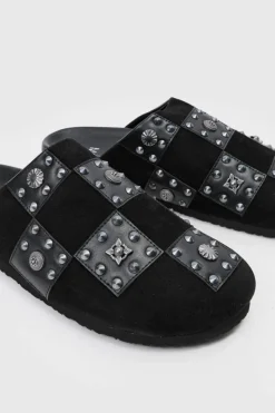 Outlet boohooMAN Checkered Metal Detail Mule In black