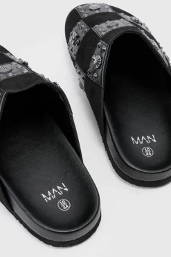 Outlet boohooMAN Checkered Metal Detail Mule In black