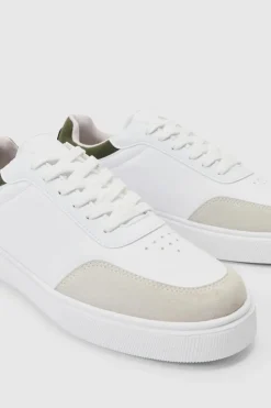 New boohooMAN Chunky Sole Trainer In white