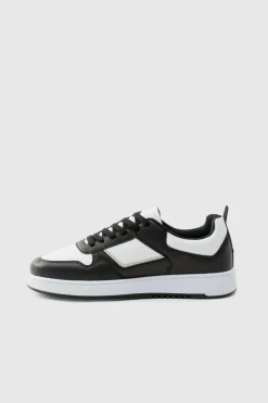 Outlet boohooMAN Contrast Chunky Trainers In black