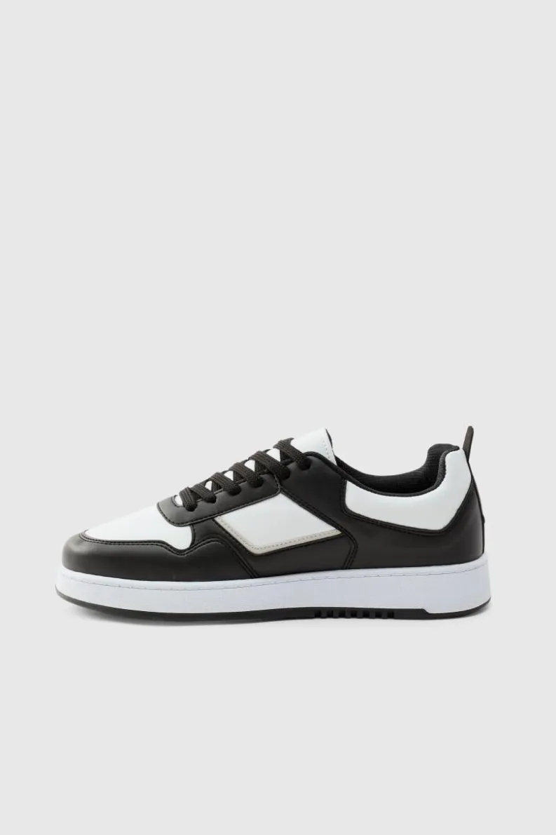 Outlet boohooMAN Contrast Chunky Trainers In black