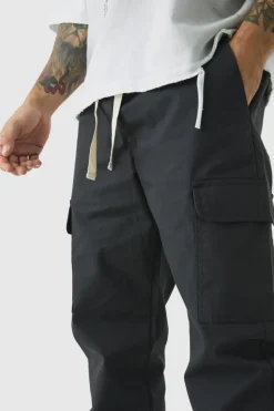 Best boohooMAN Elasticated Tapered Ripstop Cargo Trousers black