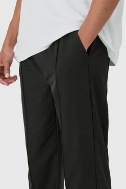Discount boohooMAN Elasticated Technical Stretch Relaxed Pintuck Trouser black