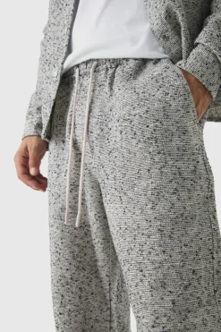 Online boohooMAN Elasticated Waist Boucle Straight Leg Trouser multi