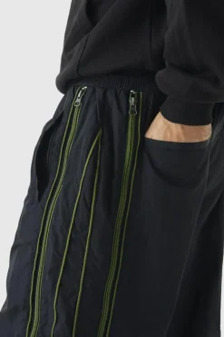 Flash Sale boohooMAN Elasticated Waist Parachute Front Piping Trousers black