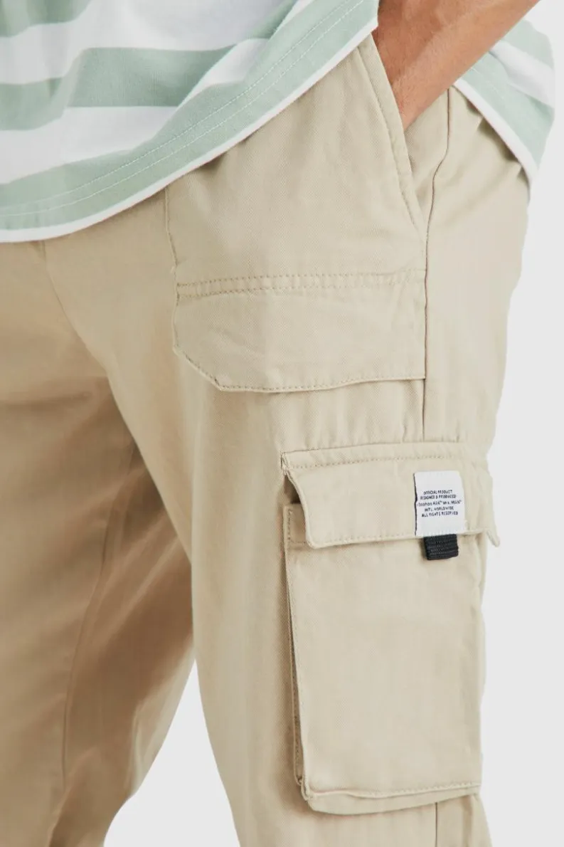 Fashion boohooMAN Elasticated Waist Relaxed Fit Buckle Cargo Trouser stone