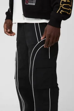 Discount boohooMAN Elasticated Waist Relaxed Nylon Pipped Cargo Trousers black
