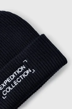 Best boohooMAN Expedition Collection Embroidered Beanie In black