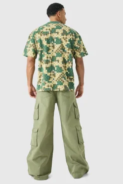 Clearance boohooMAN Extreme Baggy Rigid Multi Cargo Pocket Trousers khaki
