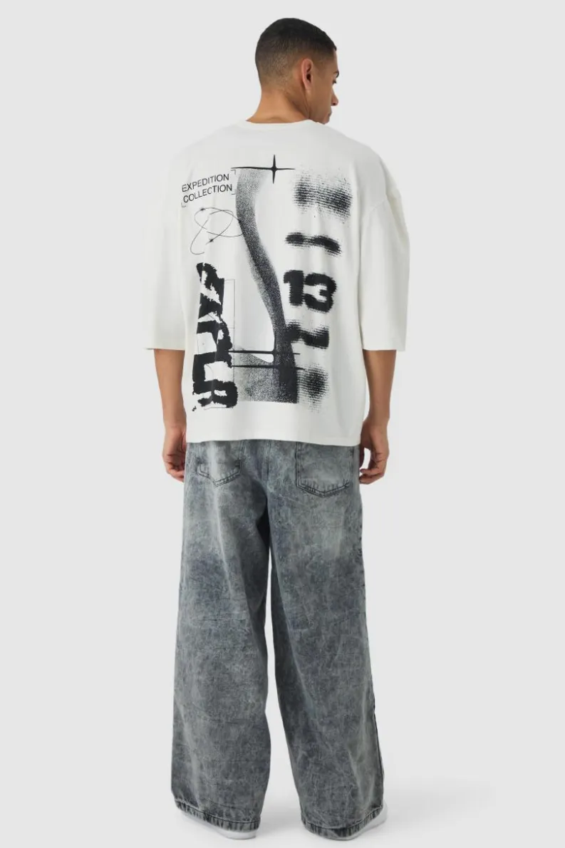 Online boohooMAN Extreme Oversized Spray Wash Expedition T-shirt ice grey