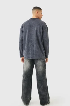 Best boohooMAN Extreme Super Baggy Acid Wash Jeans In washed black