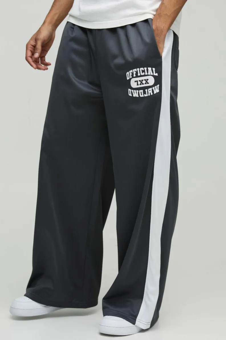 Outlet boohooMAN Extreme Wide Leg Graphic Tricot Joggers grey