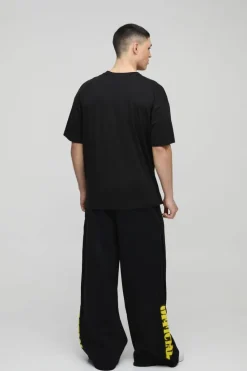 Hot boohooMAN Extreme Wide Leg Official Pleated Gusset Jogger black