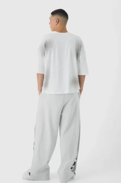Clearance boohooMAN Extreme Wide Leg Pleated Gusset Jogger light grey