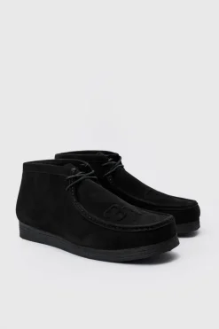 Sale boohooMAN Faux Suede Apron Front Embossed Branding Shoes In black