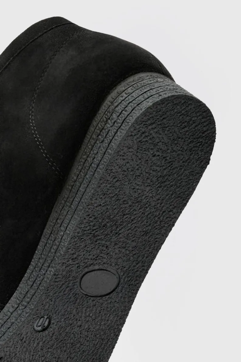 Sale boohooMAN Faux Suede Apron Front Embossed Branding Shoes In black