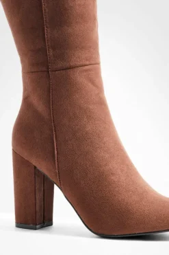 Online boohoo Faux Suede Knee High Heeled Boots chocolate