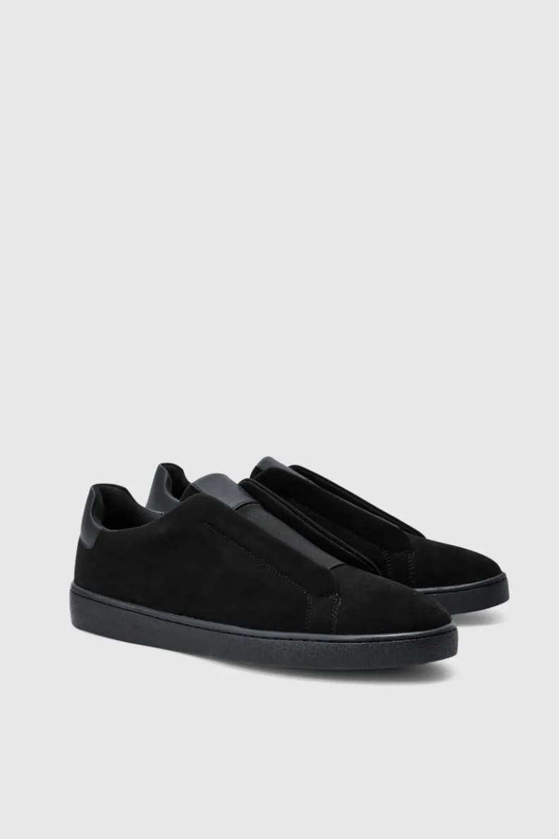 Hot boohooMAN Faux Suede Trainer In black