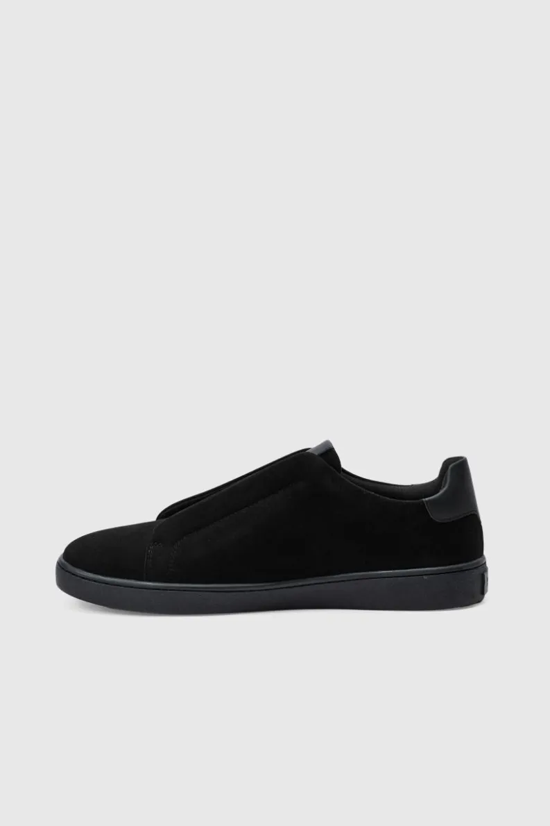 Hot boohooMAN Faux Suede Trainer In black