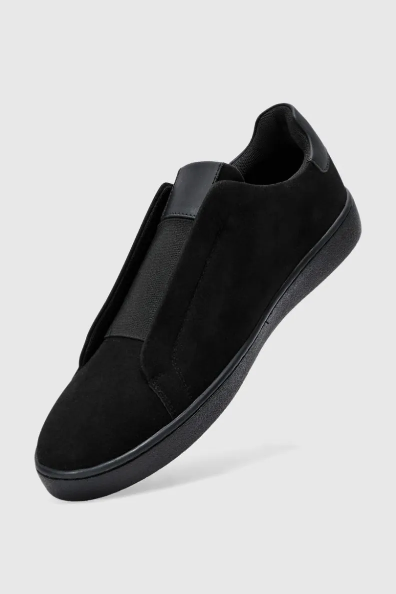 Hot boohooMAN Faux Suede Trainer In black