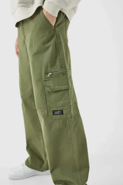 Clearance boohooMAN Fixed Waist Relaxed Cargo Trousers With Woven Tab khaki