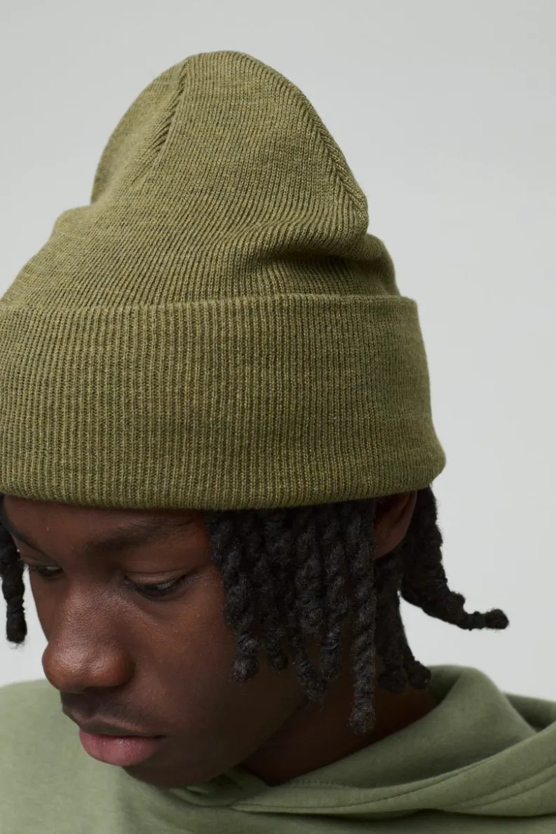Fashion boohooMAN Flat Knit Classic Beanie olive