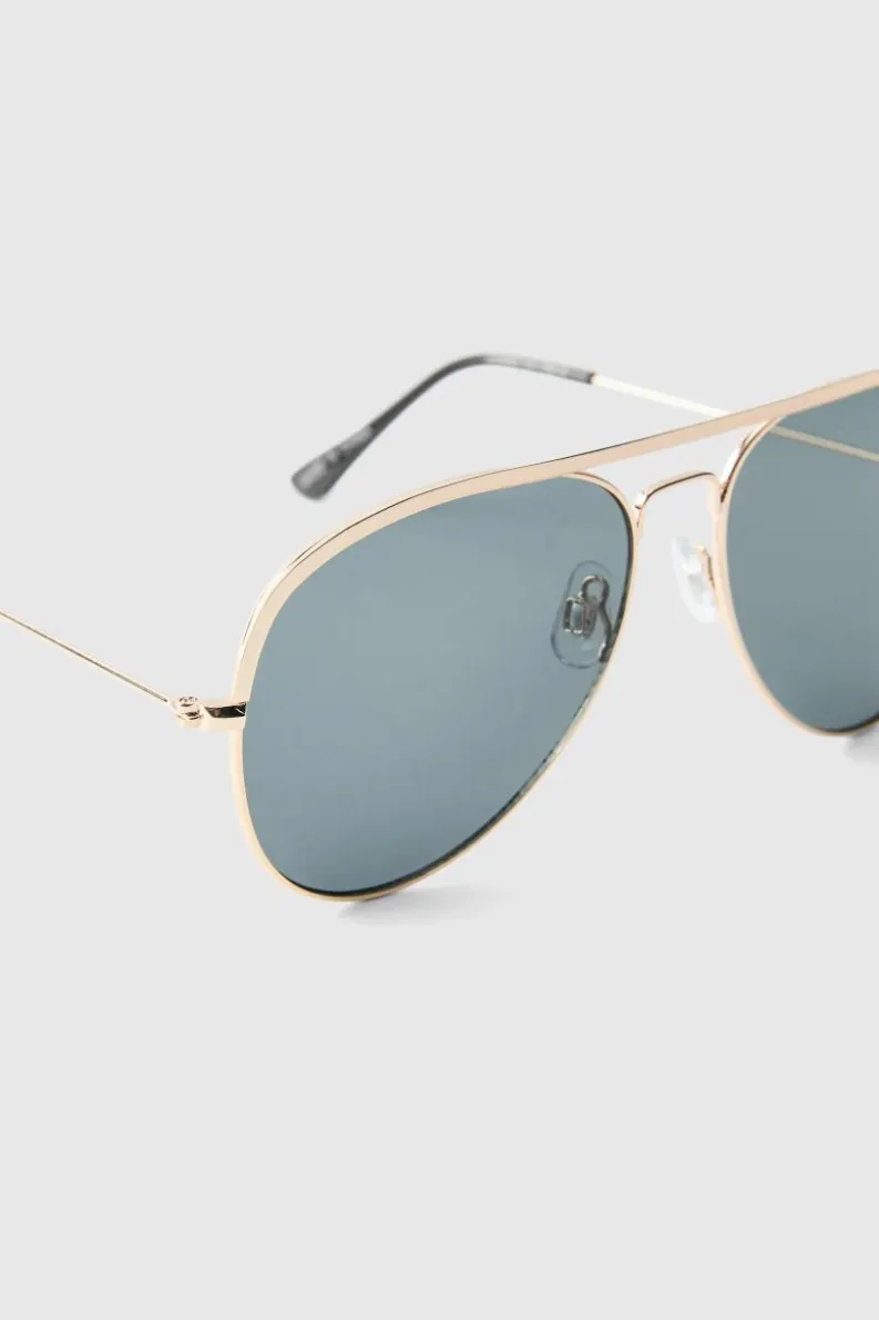 Fashion boohooMAN Metal Navigator Sunglasses gold