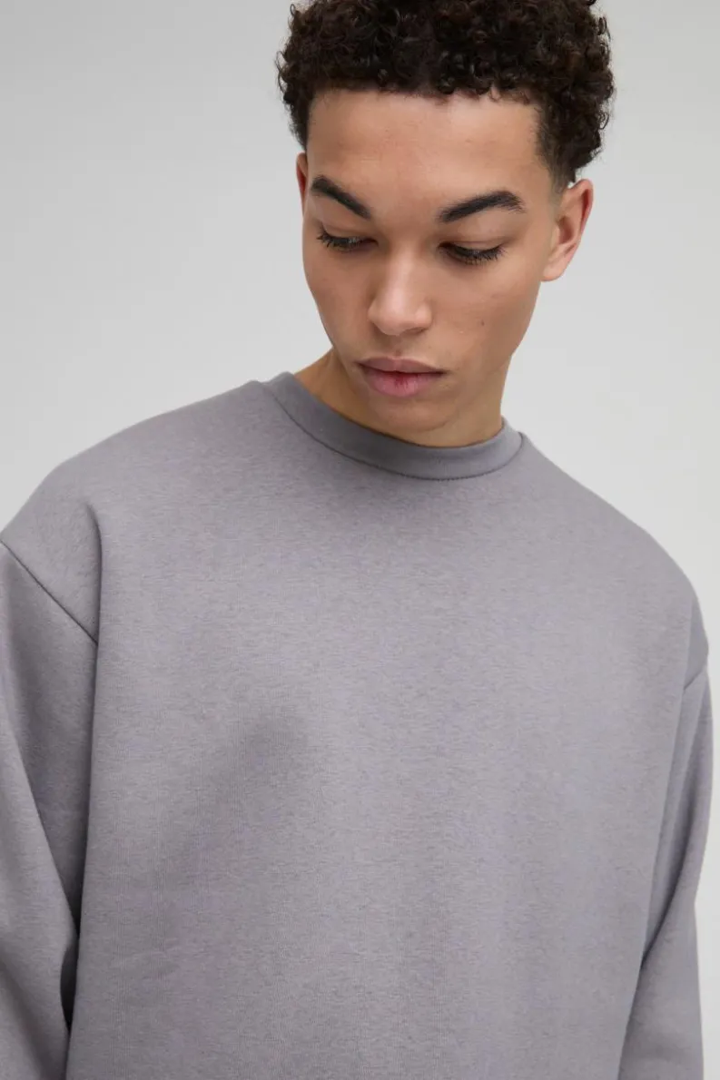 Cheap boohooMAN 330GSM Oversized Basic Crew Neck Sweatshirt grey