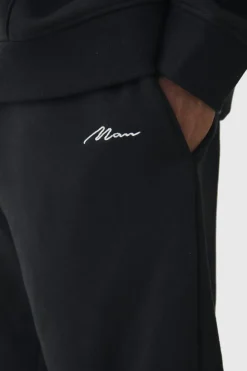 Online boohooMAN 330GSM Plus Regular Fit Man Signature Jogger In black