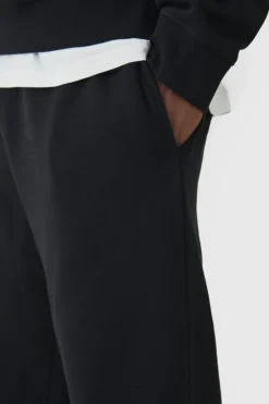 Sale boohooMAN 330GSM Plus Straight Leg Fit Jogger In black