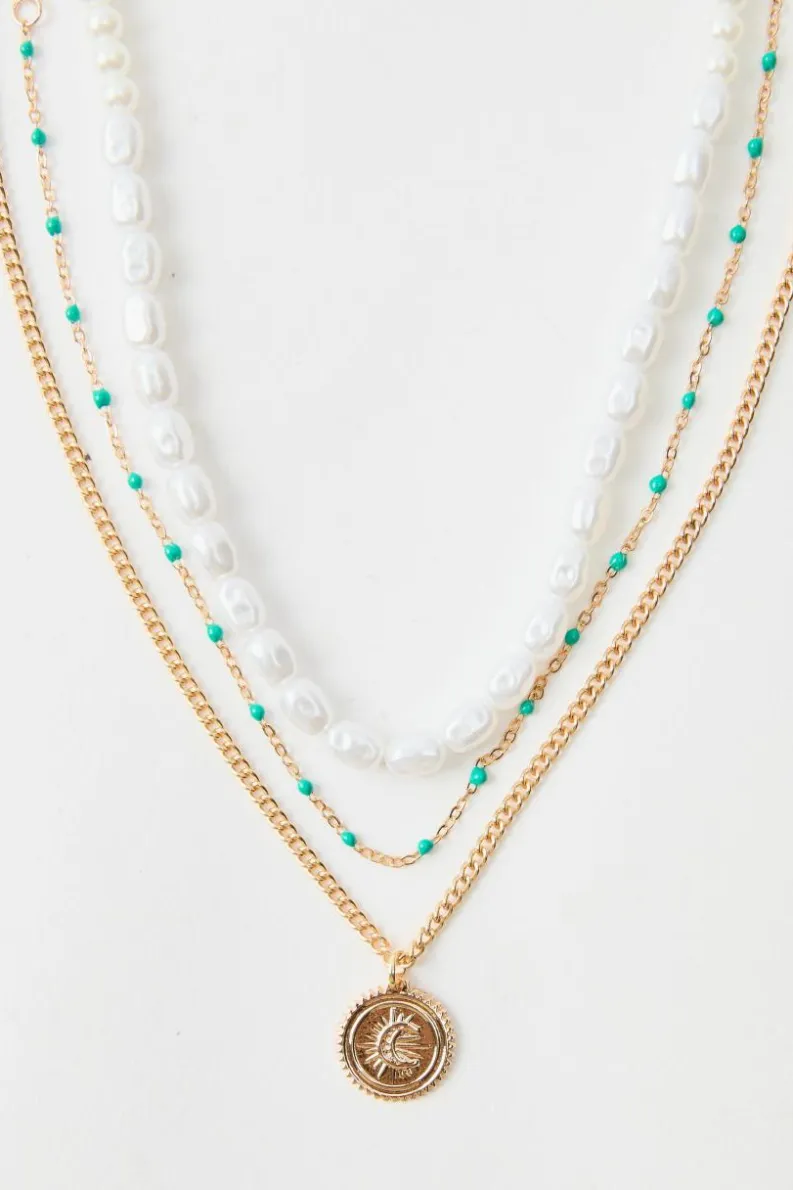 Hot boohooMAN Layered Pearl Necklace In gold