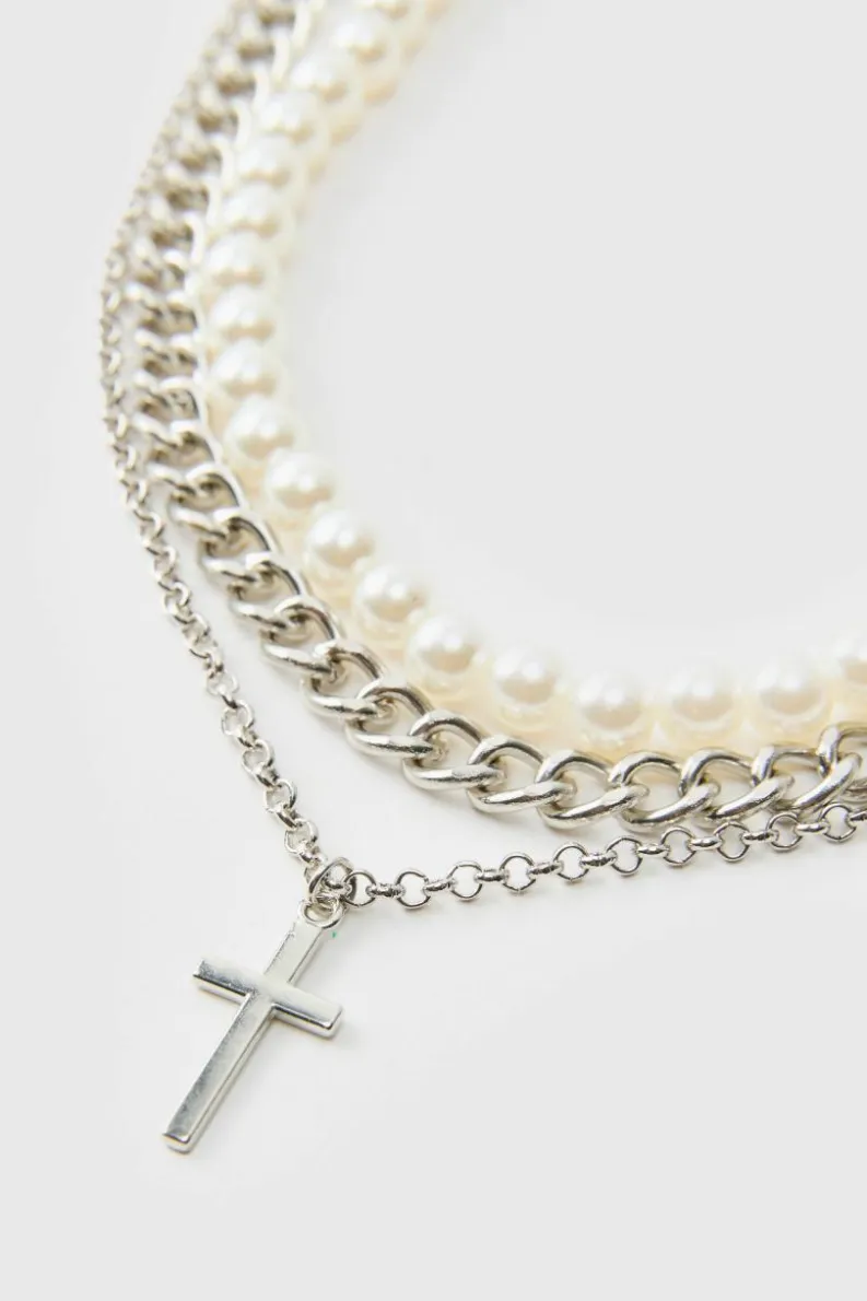 Best boohooMAN Layered Pearl Necklace With Cross Pendant in silver