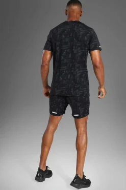 Hot boohooMAN Man Active Abstract Print Reg Fit T-Shirt black
