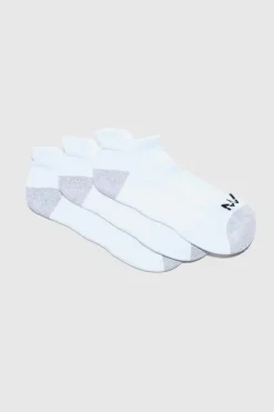 Sale boohooMAN Man Active Cushioned Training Trainer 3 Pack Socks white