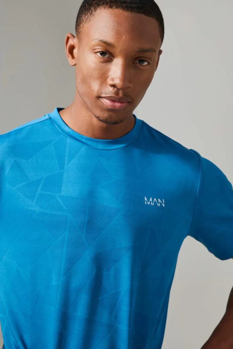 Cheap boohooMAN Man Active Geo Jacquard Regular Fit T-shirt teal
